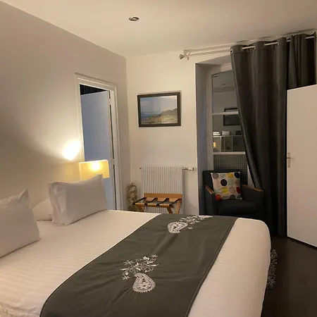 Dans Maison Du Xviᵉ Siècle Petit Déjeuner Et Ménage Inclus Aucun Frais Caché Appartement *