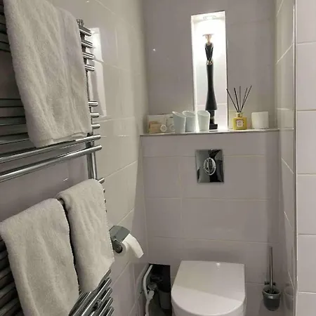 Dans Maison Du Xviᵉ Siècle Petit Déjeuner Et Ménage Inclus Aucun Frais Caché *